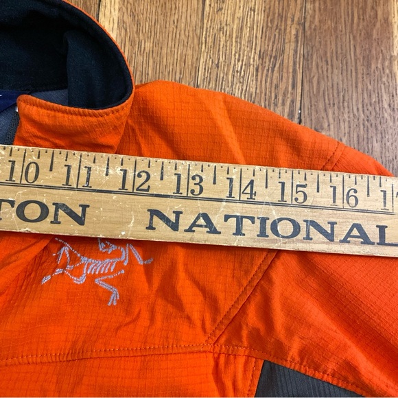 Arc’teryx Womens Full Zip Jacket Windstopper Softshell Biking Hiking S/P 4-6. - Picture 10 of 15